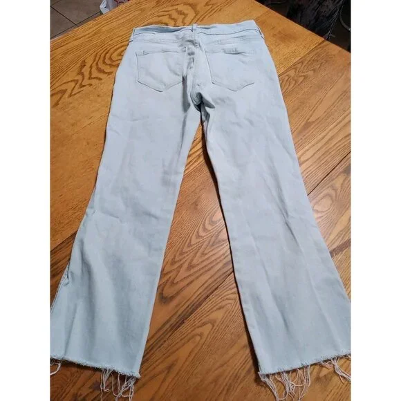 OLD NAVY Jeans Womens 4P BLUE LIGHT Wash STRAIGHT ? Preowned Button Fly Used - Picture 12 of 13